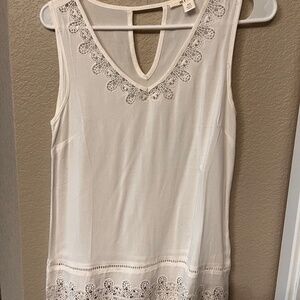 New Women's White sleeveless blouse with lace XS